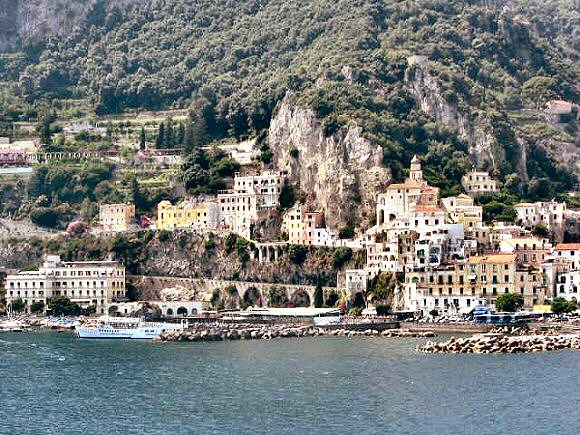 Amalfi (vue rapproch�e)..