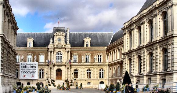 Amiens : l'H�tel de Ville.