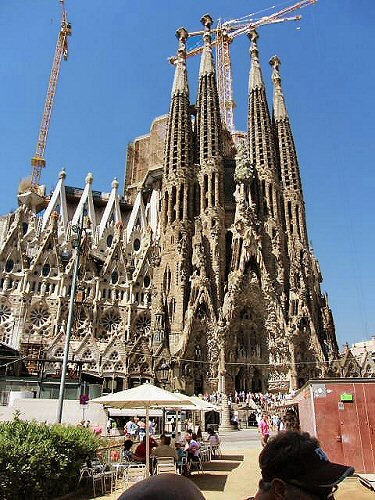 Barcelone : la Sagrada familia.