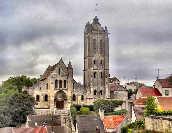 Beaumont-sur-Oise : l'�glise Saint-Laurent.