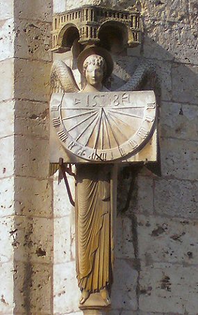 Chartres : cadran solaire de la cath�drale.