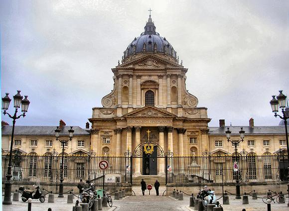 Paris : �glise du Val de Gr�ce.