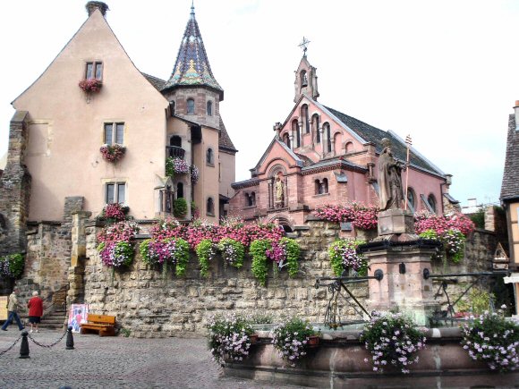 Eguisheim : l'�glise Saint-Pierre et Saint-Paul.