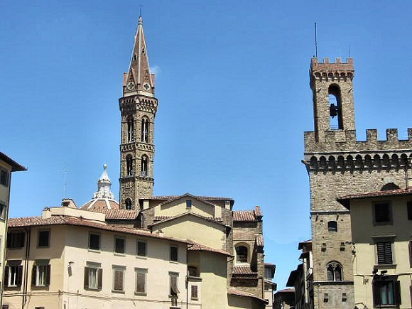 Florence : tours et d�me de la cath�drale.