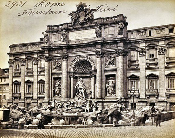 Rome : la fontaine de Trevi.