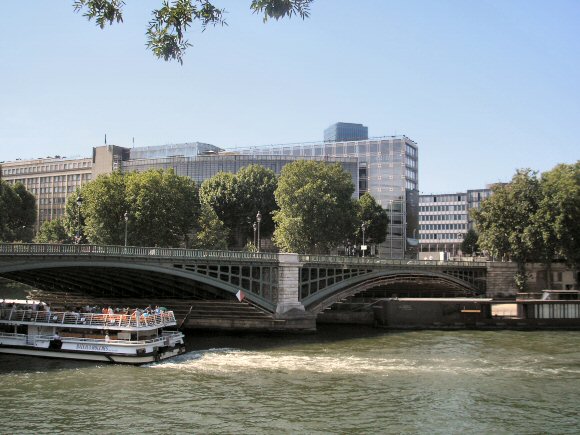 Institut de Monde Arabe, � Paris (5e arrondissement).