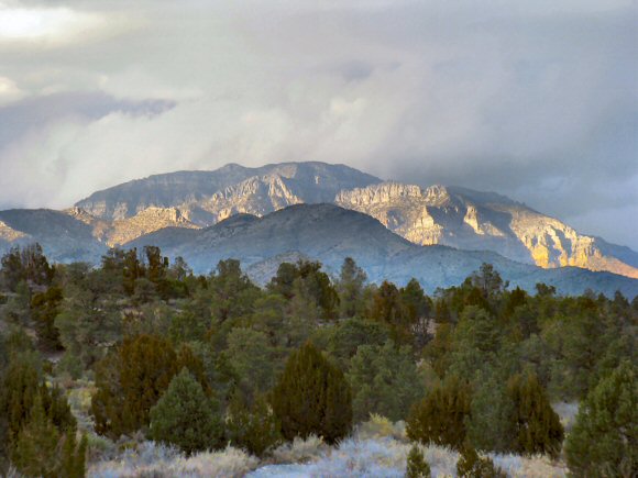 Nevada : montagnes.