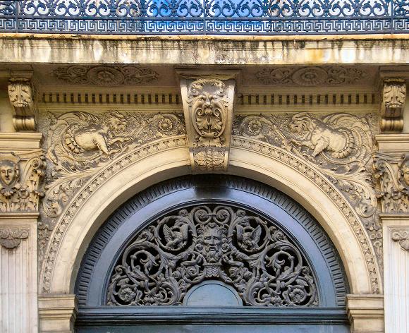 Paris : 1, rue de l'Arcade.