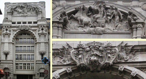 Paris : fa�ade des anciens magasins Dufayel, rue de Clignancourt.