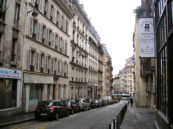 Paris : le rue Labat.