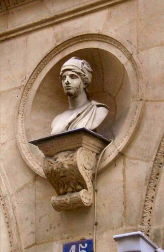 Paris : buste, rue de la Victoire.