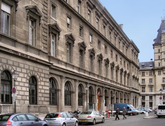 Le quai des Orf�vres, � Paris.