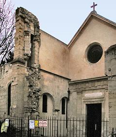 Paris : l'�glise Saint-Julien-le-Pauvre.
