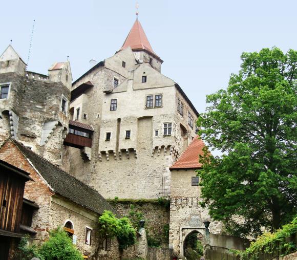 Moravie : Ch�teau de Pernstejn.