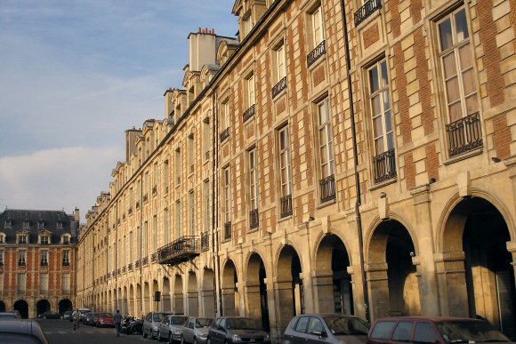 Place des Vosges, � Paris (4e arrondissement).