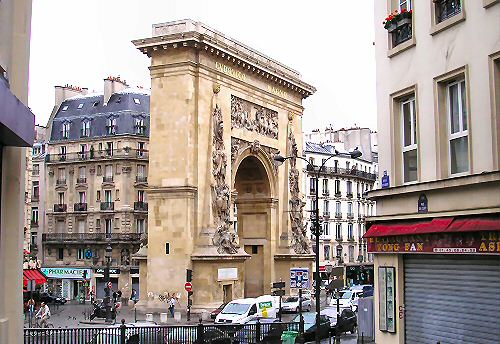 Porte Saint-Denis, � Paris.
