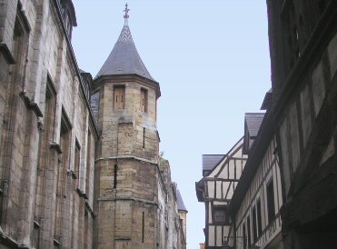 Rouen : l'archev�ch�.