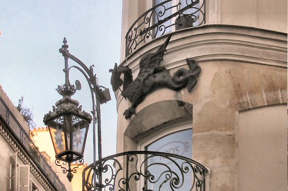 Rue du Dragon � Paris (6e arrondissement).
