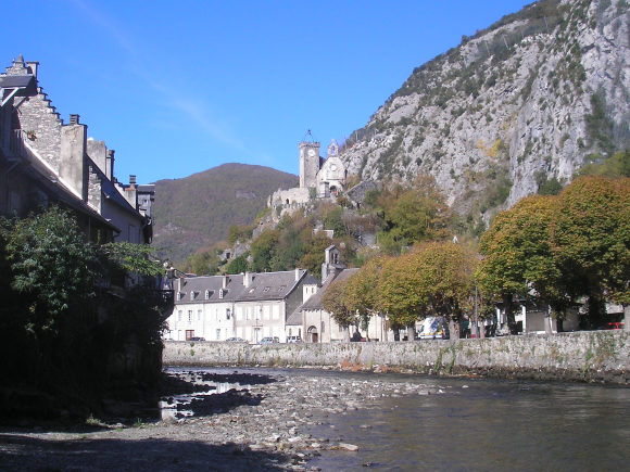 Saint-B�at.