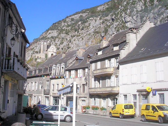 Saint-B�at.