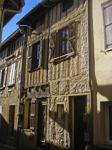 Maison ancienne � Saint-Ybars (Ari�ge).