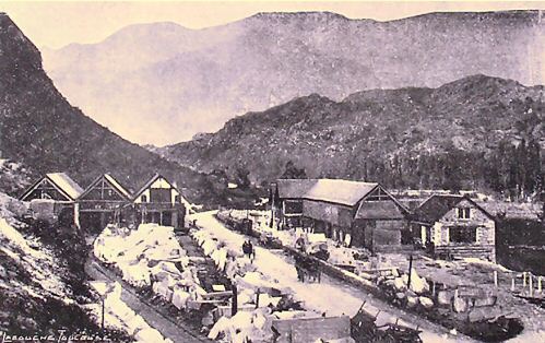 Saint-B�at : carri�re de marbre..