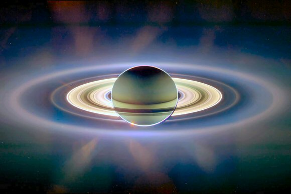 Saturne (�clipse de Soleil).