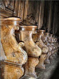 Saint-Lizier : stalles.