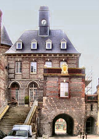 L'ancien H�tel de ville du Tr�port.