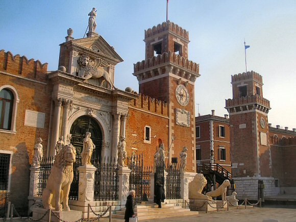 Venise : l'Arsenal.