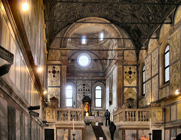 Venise : Santa Maria dei Miracoli (int�rieur).