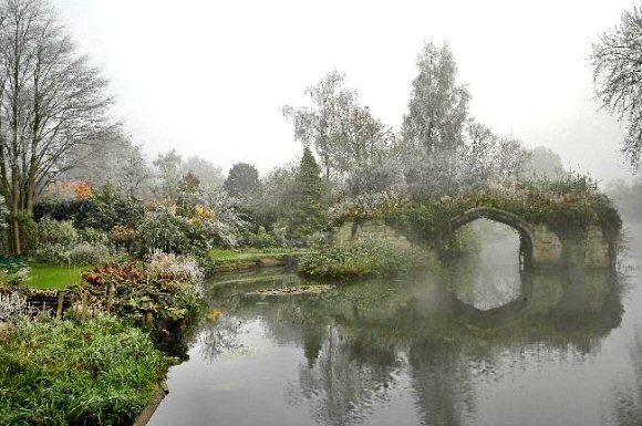 Warwick : pont du ch�teau.