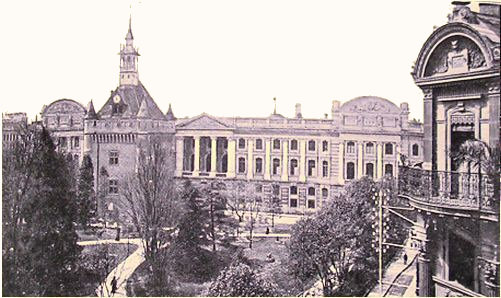 Toulouse : Square Charles De Gaulle.